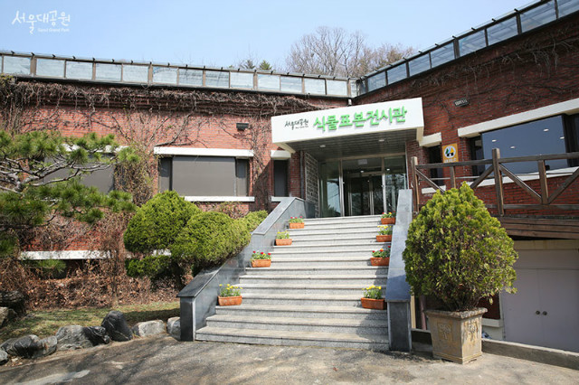 표본실입구-1.jpg