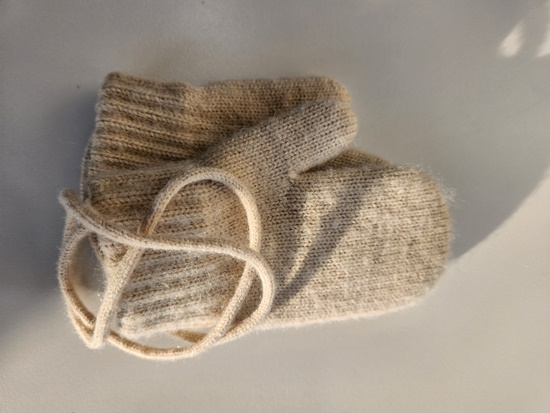 [기타]유아 베이지색 벙어리 장갑