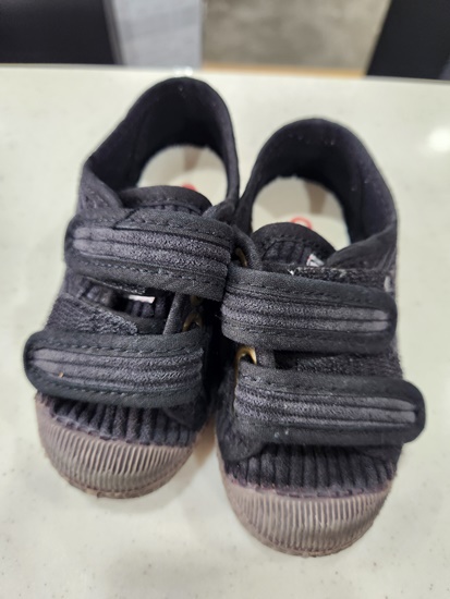 [신발]유아 검정 신발(벨크로)