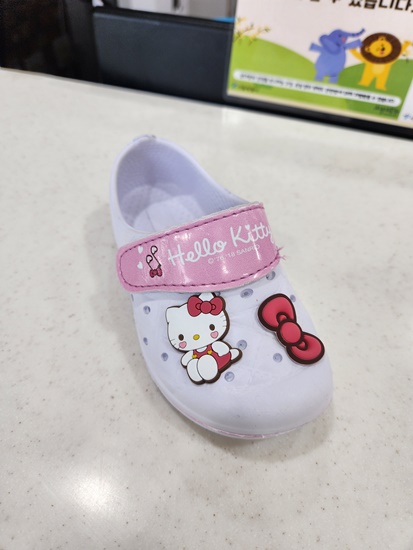 [신발]흰색 유아 신발(헬로키티)